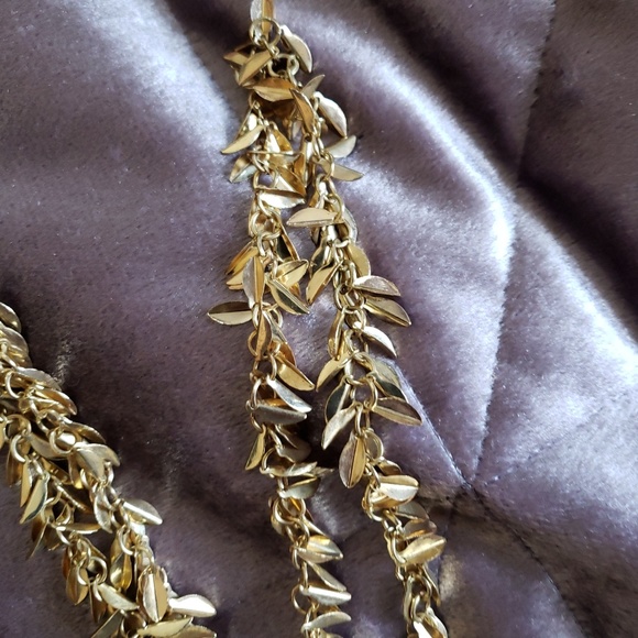 Necklace - Picture 2 of 4